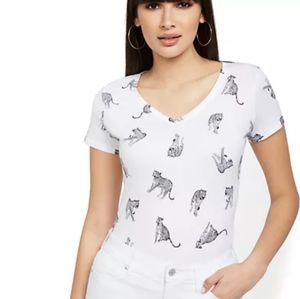 New York & Company Cheetah Leopard Animal Print V-Neck Perfect Tee Short Sleeve